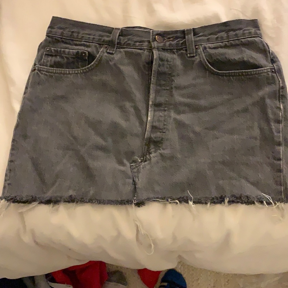 vintage Levi’s black/grey skirt